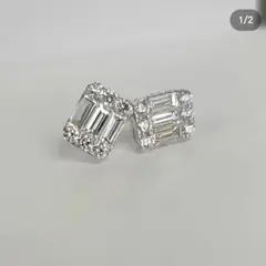 Geometric diamond engagement ring